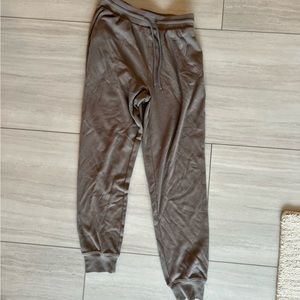 Aritizia Sunday best waffle joggers